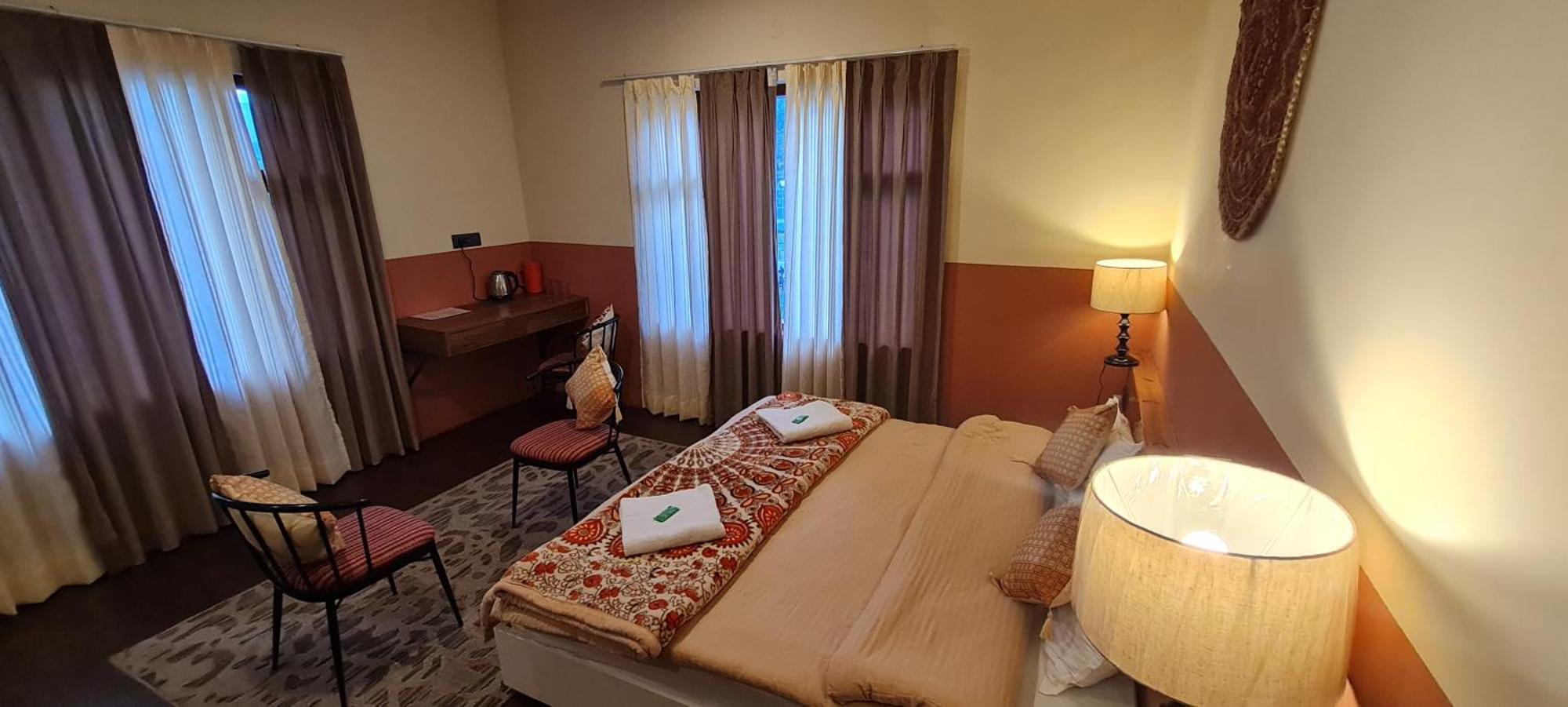 Anand Yul Jispa Hotel Exterior foto